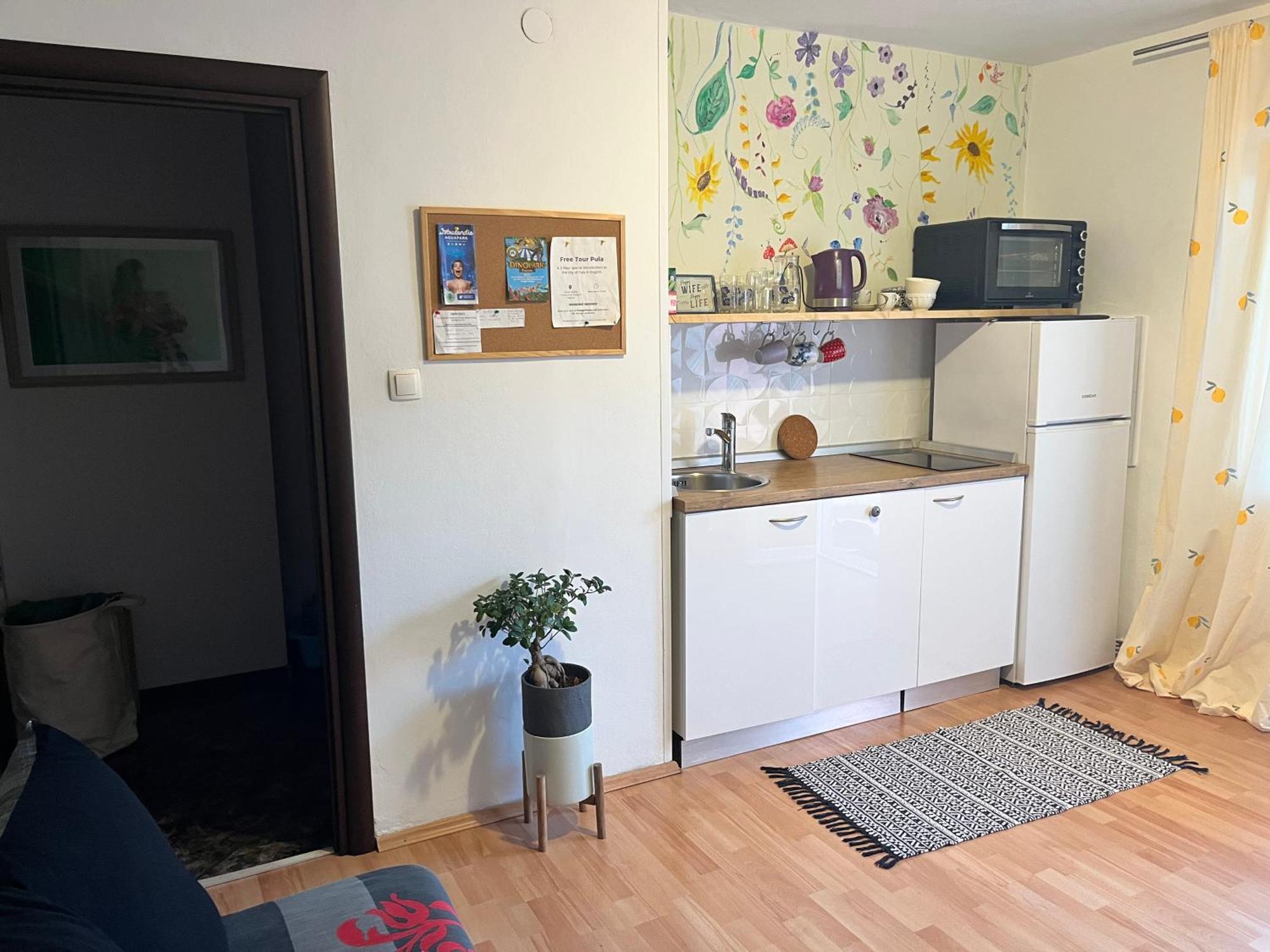Veronika'S House Πούλα Εξωτερικό φωτογραφία